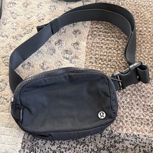lululemon athletica Black Men’s Belt Bag with Silver Logo